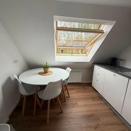 Bettwerk Illertissen - Monteurzimmer & Apartmán Oberbalzheim